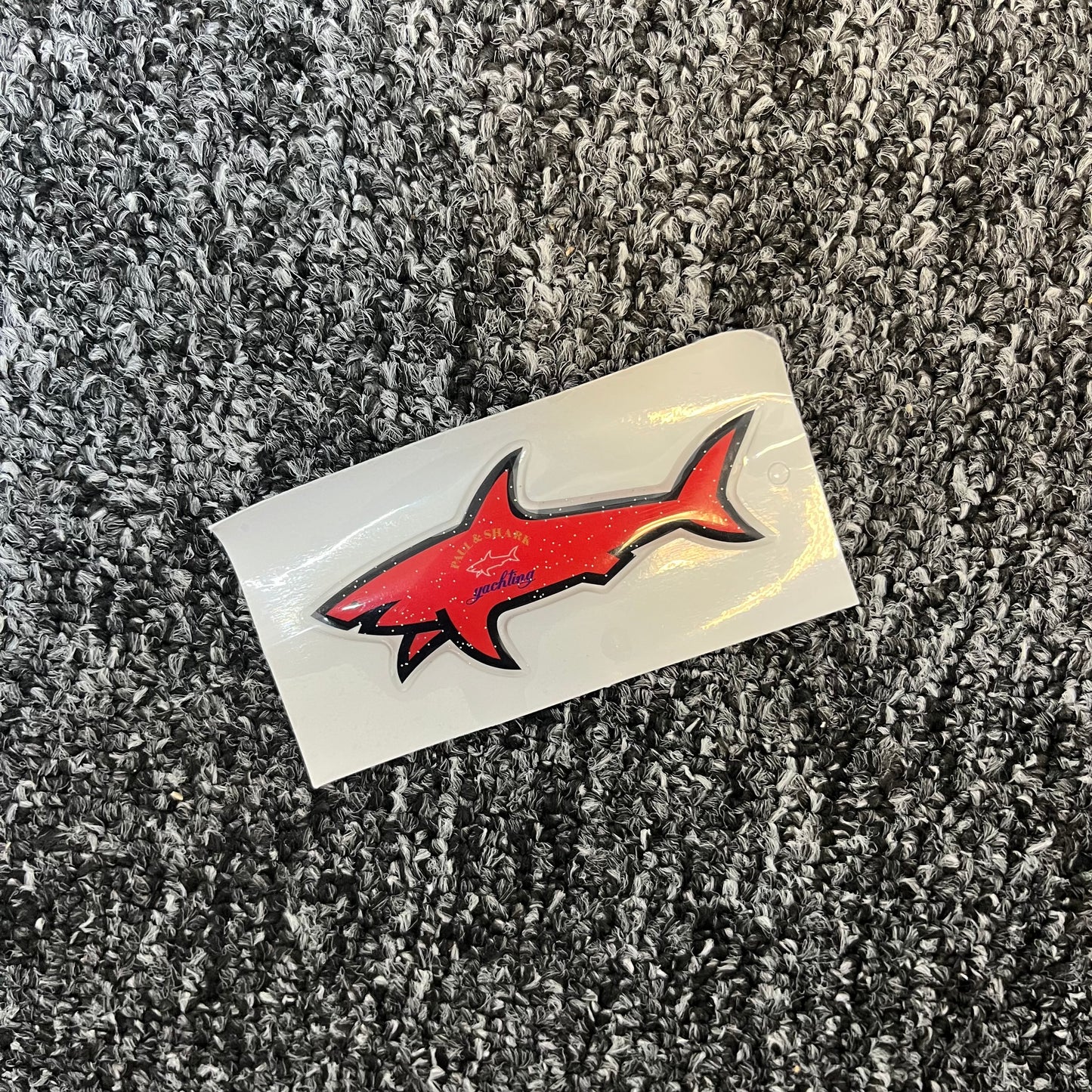 Shark rouge pailletée