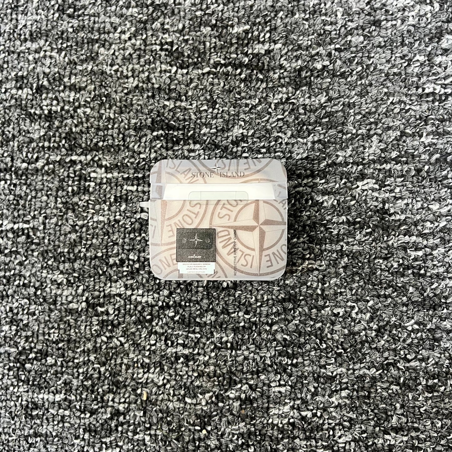 Coque Carrépods gris clair