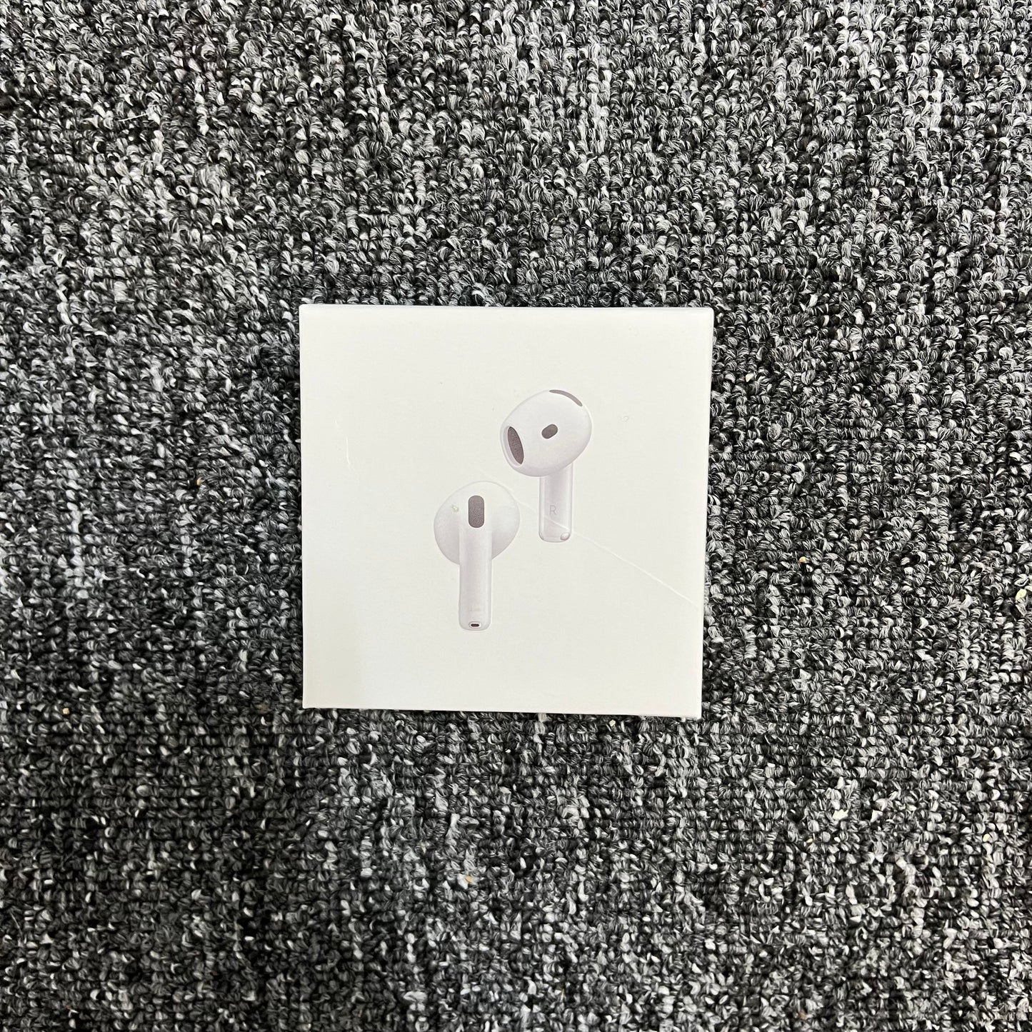 AirPods 4 1.1